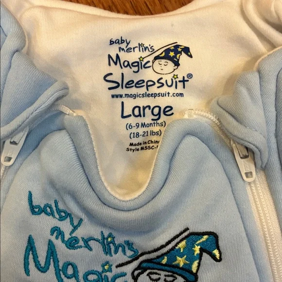Magic Merlin Sleep Suit Large - Picture 2 of 3